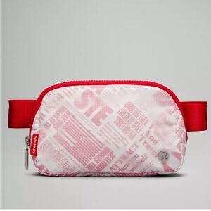 NWT Lululemon Manifesto Red and White Everywhere Belt Bag